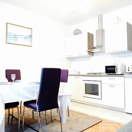 Guest house House Mariposa Trogir