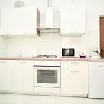 House Mariposa 3*